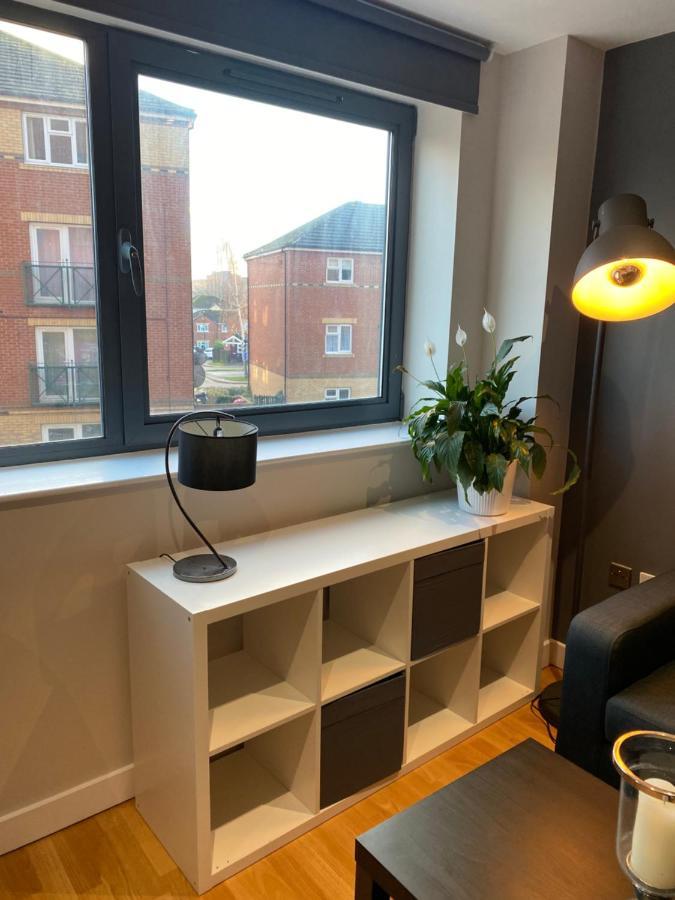 City Centre Modern Studio Apartment - Westone Free Wifi, Gym Access, Netflix Sheffield Bagian luar foto